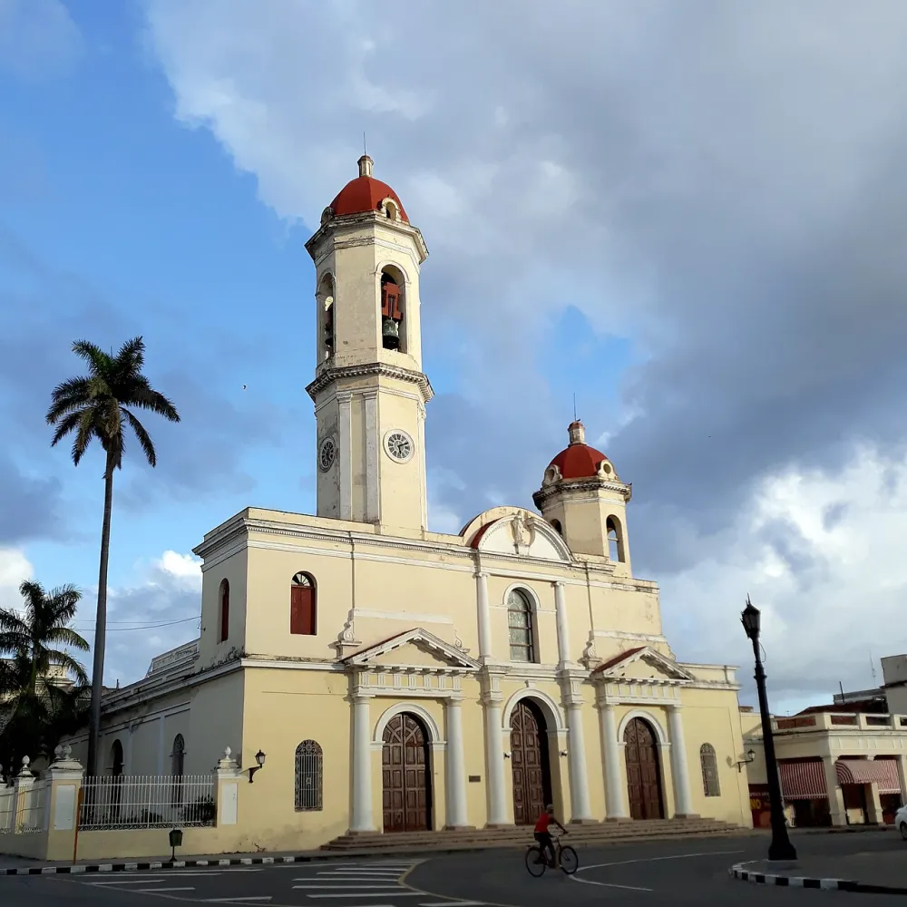 Cathedral of Our Lady of the Immaculate Conception, Cienfuegos — exterior