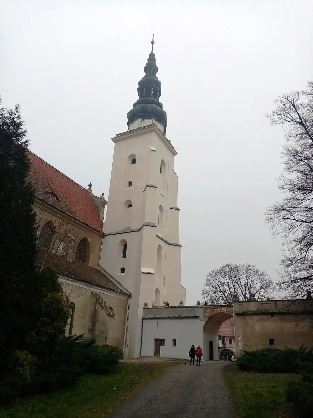 Wniebowzięcia Najświętszej Maryi Panny, Henryków, Henryków — exterior