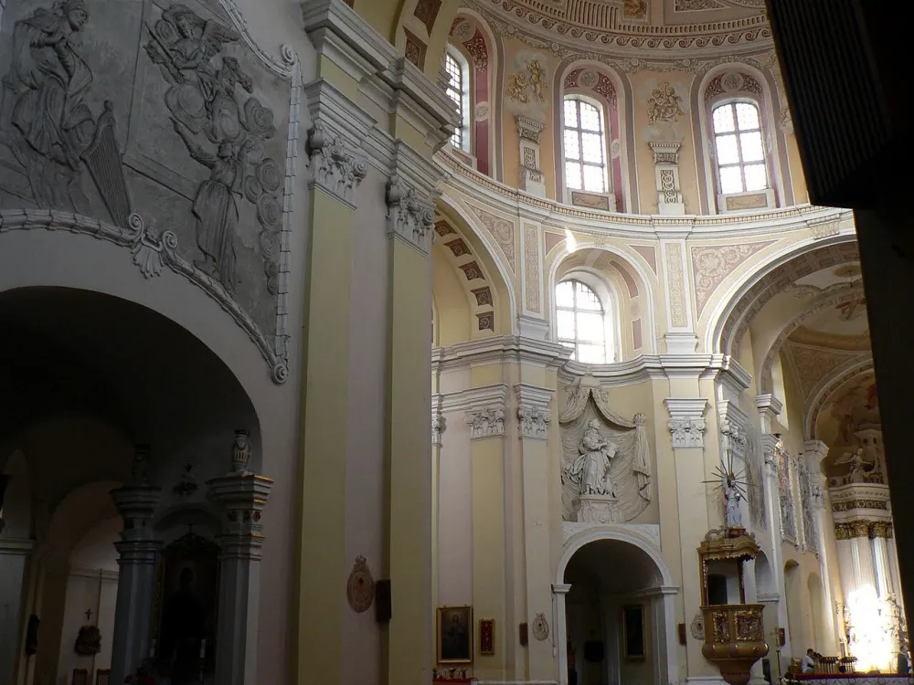 Wniebowzięcia Najświętszej Maryi Panny, Trzemeszno, Trzemeszno — exterior
