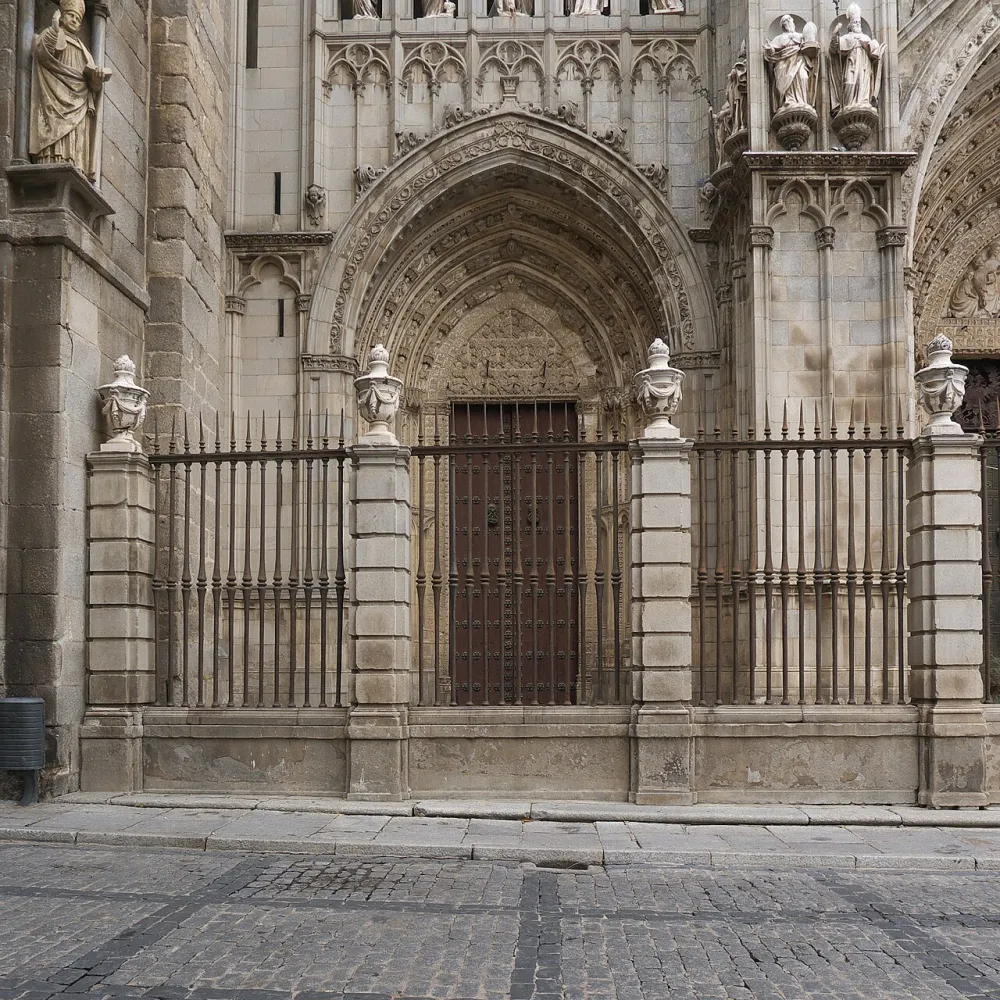 Santa Iglesia Catedral Primada (Capilla de la Virgen del Sagrario), Toledo — exterior
