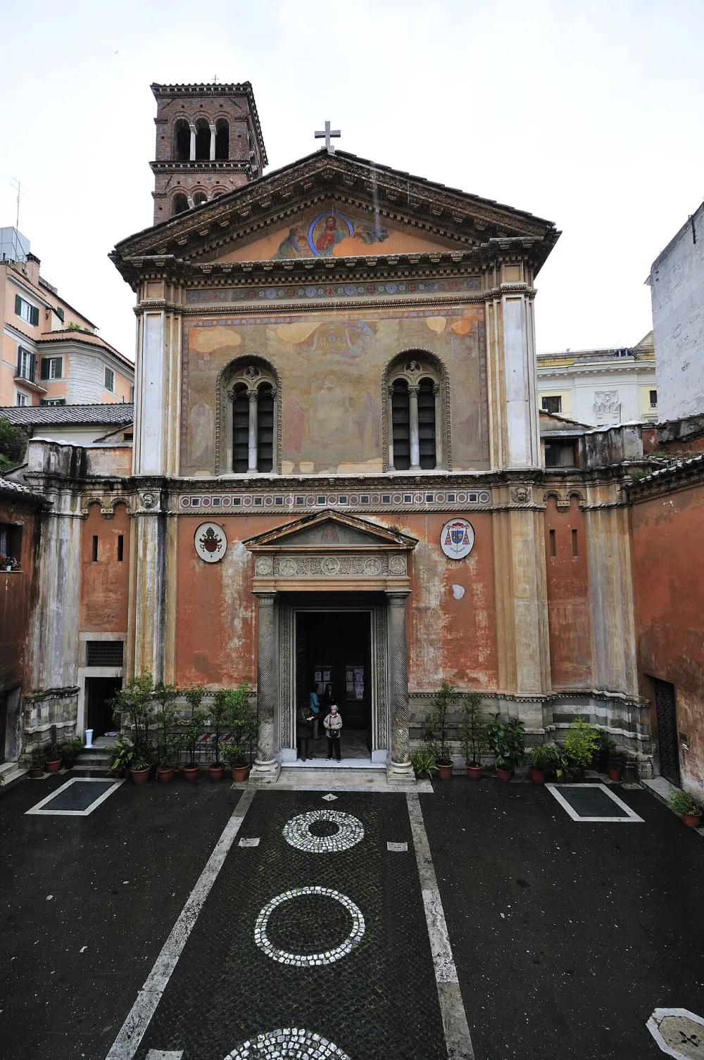 Basilica di Santa Pudenziana (Filipino Chaplaincy), Roma — exterior