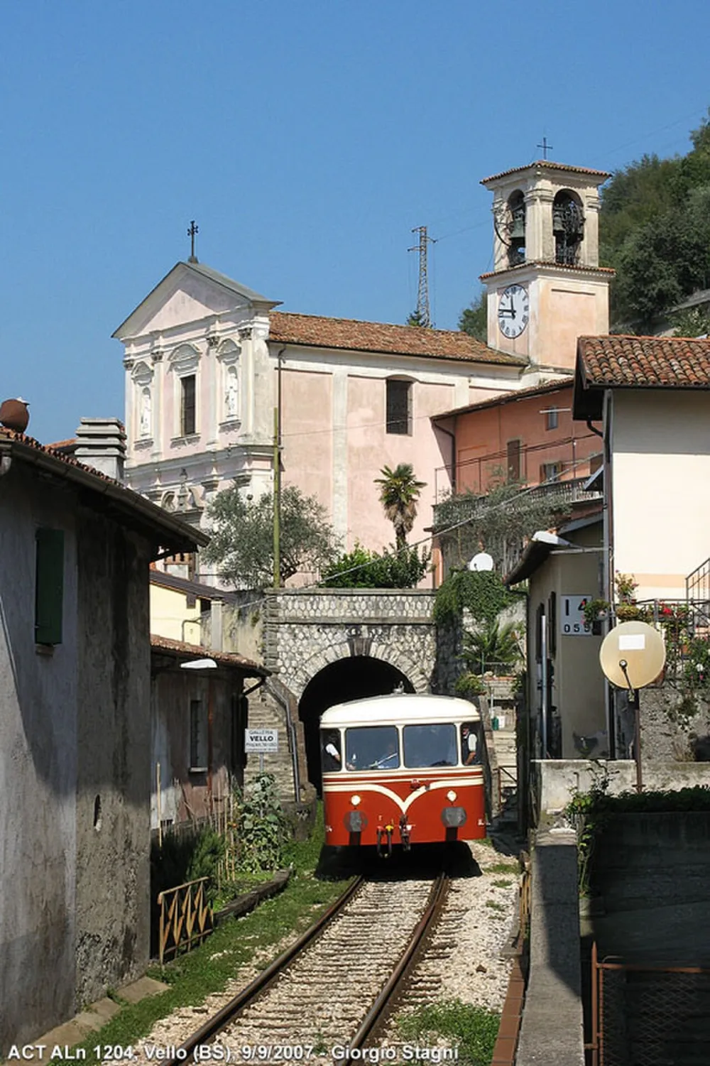 Chiesa di Sant'Eufemia (Vello, Marone), Marone — exterior