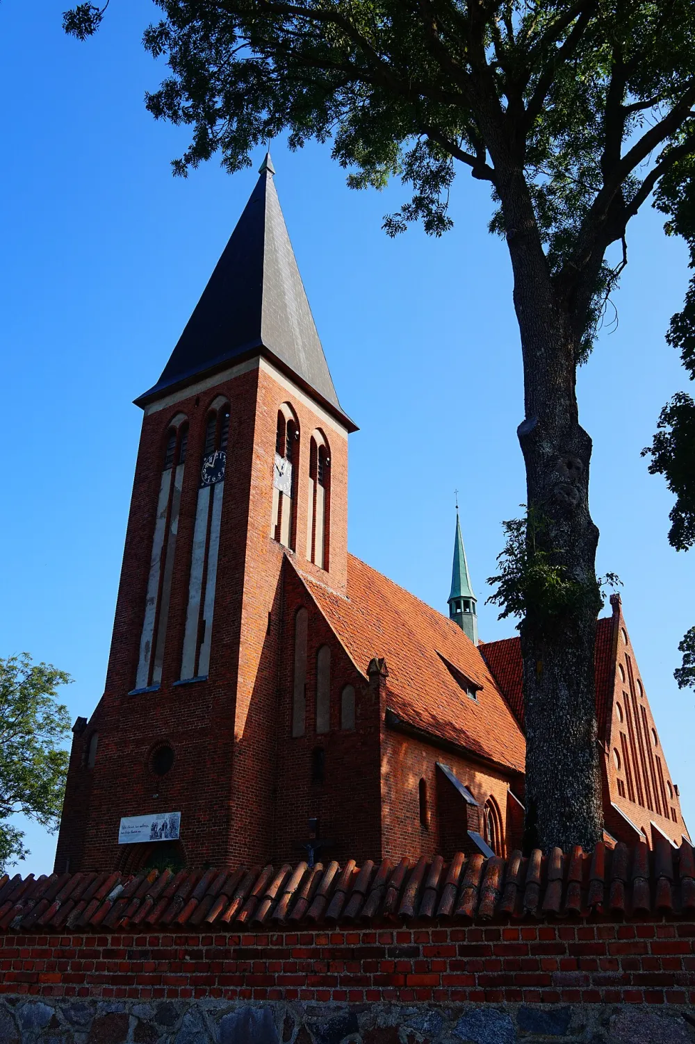 Św. Jana Ewangelisty, Żegoty, Żegoty — exterior