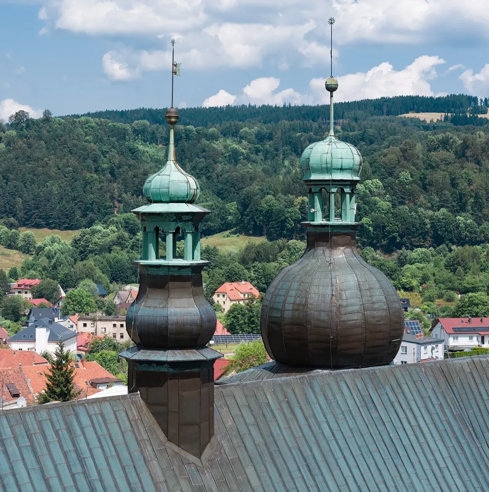 św. Michała Archanioła, Lewin Kłodzki, Lewin Kłodzki — exterior