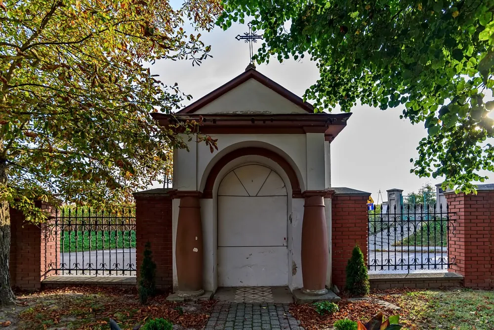 Wszystkich Świętych, Bychawka, Bychawka — exterior