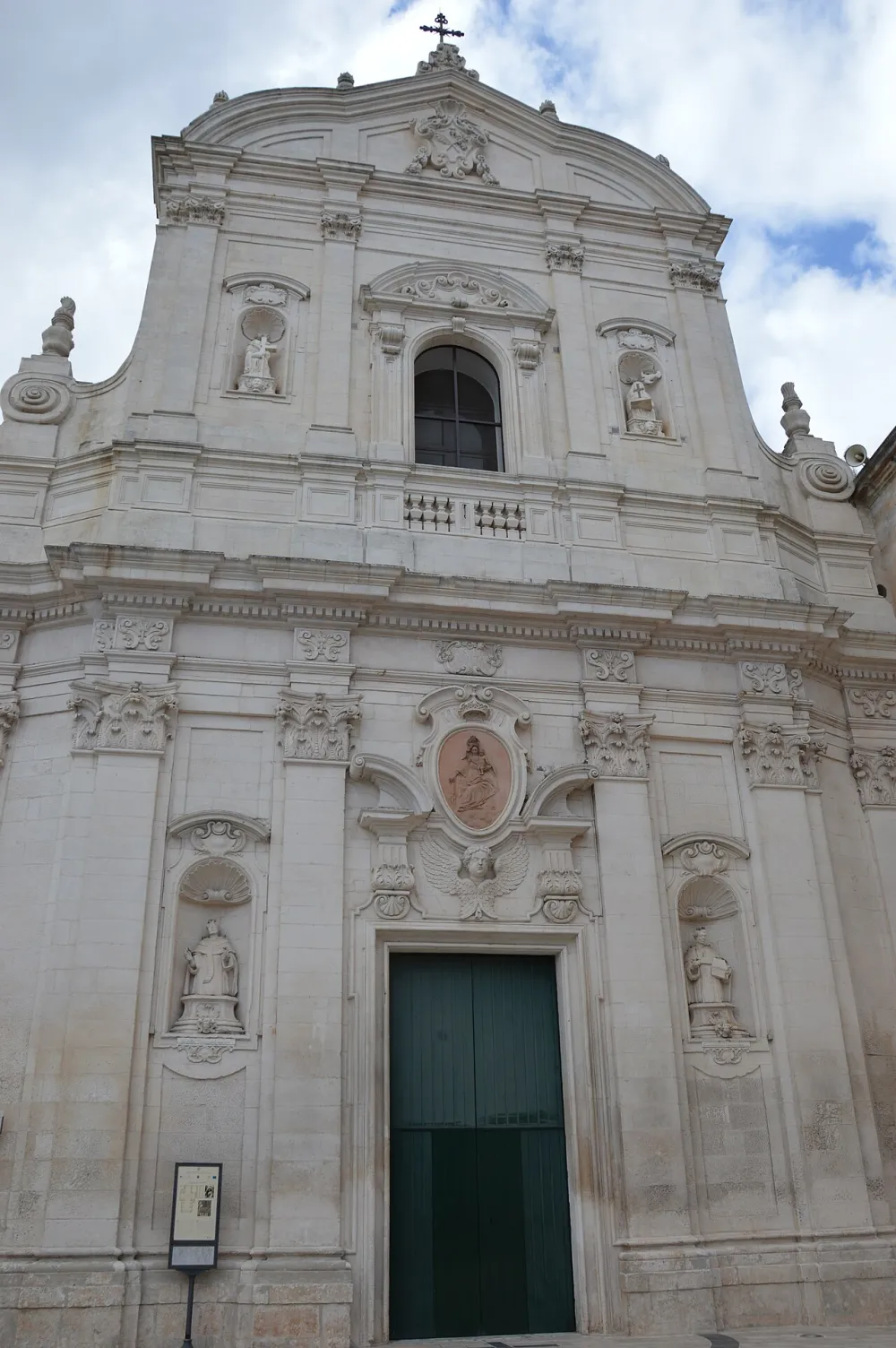 Maria Santissima del Monte Carmelo, Martina Franca — exterior