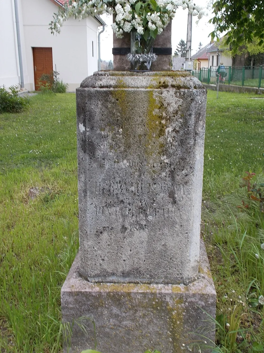 Szent Márton püspök-templom, Ácsteszér — exterior