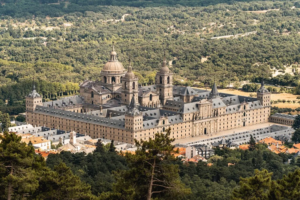 Basílica del Real Monasterio de San Lorenzo de El Escorial, San Lorenzo de El Escorial — exterior