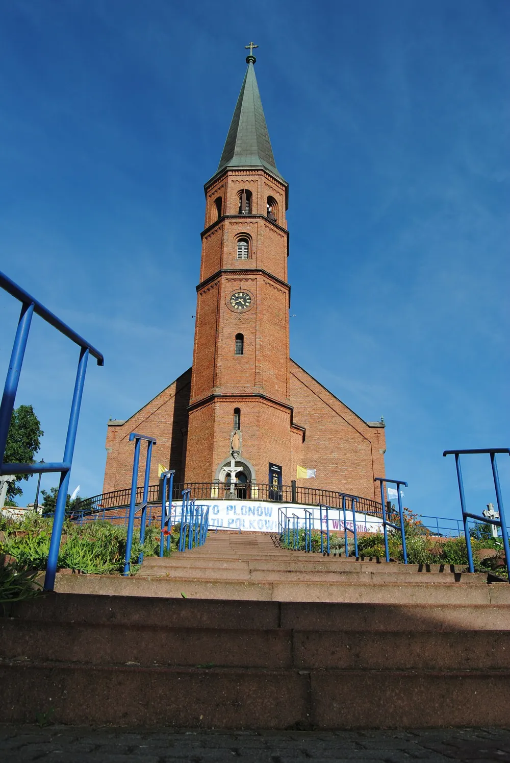 Św. Jana Chrzciciela, Grodowiec, Grodowiec — exterior