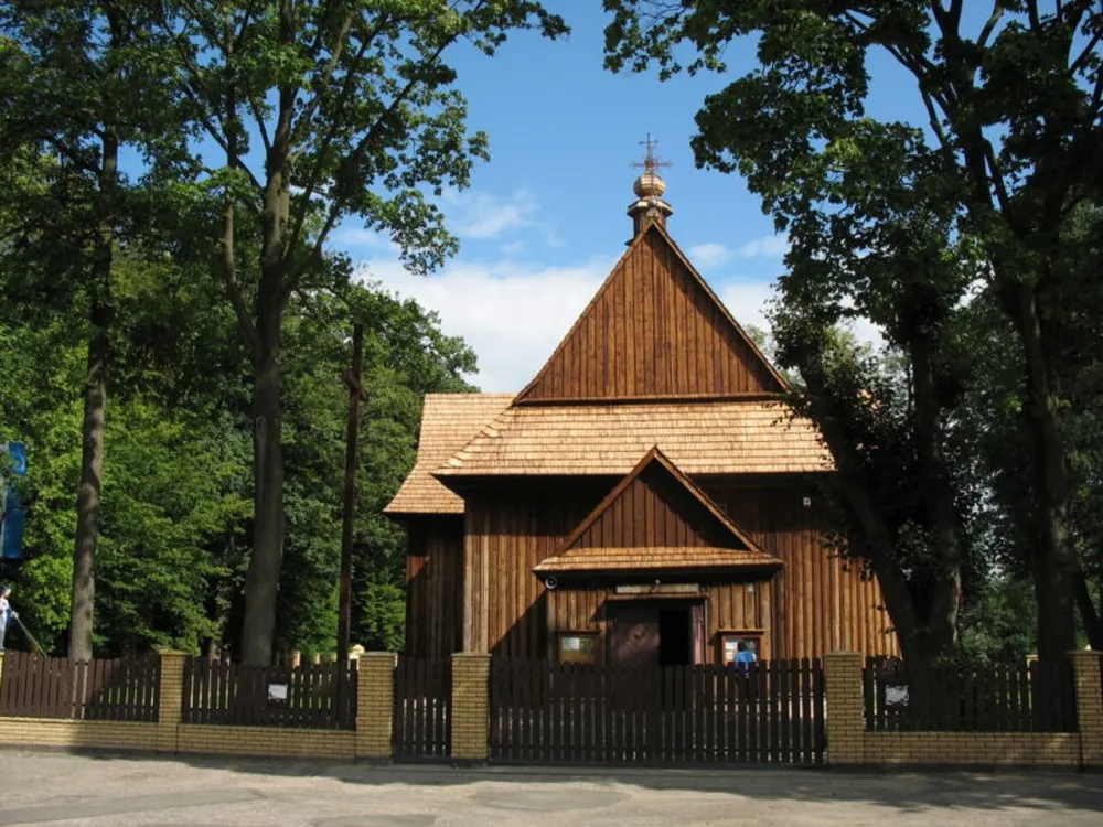 Św. Wojciecha, Dobroń, Dobroń — exterior
