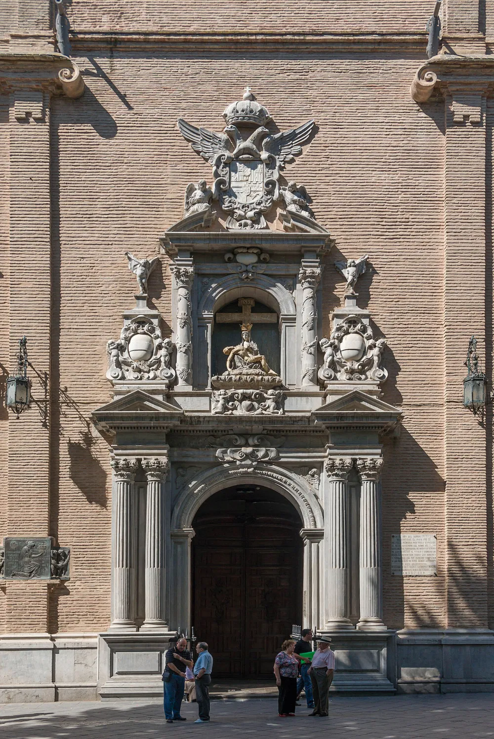 Basílica de Nuestra Señora de las Angustias, Granada — exterior