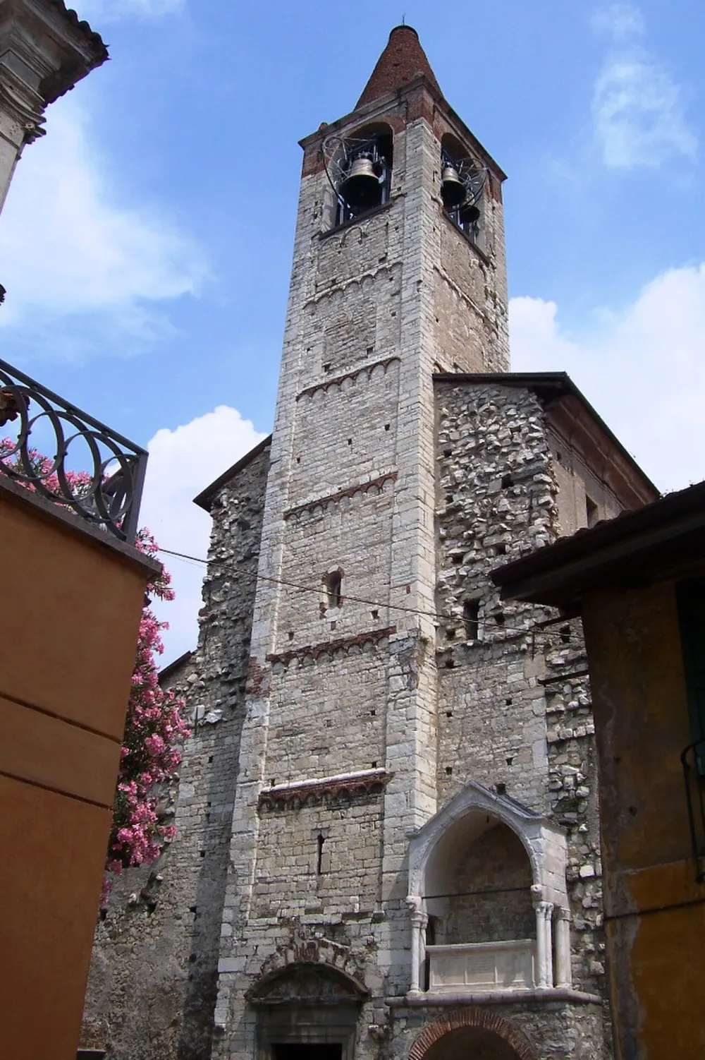 Chiesa di Sant'Andrea Apostolo (Iseo), Iseo — exterior