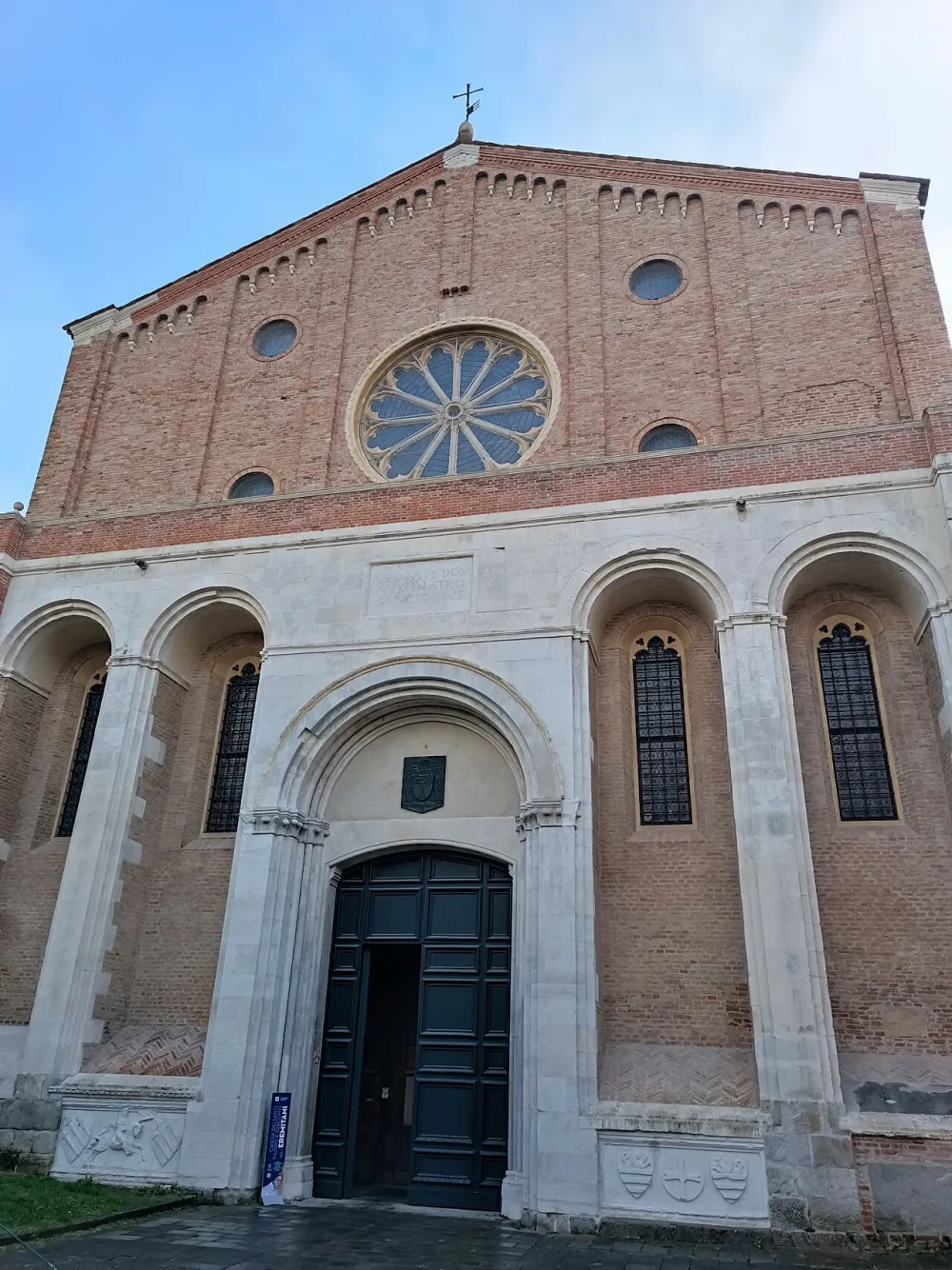 Chiesa dei Santi Filippo e Giacomo agli Eremitani (Padova), Padova — exterior