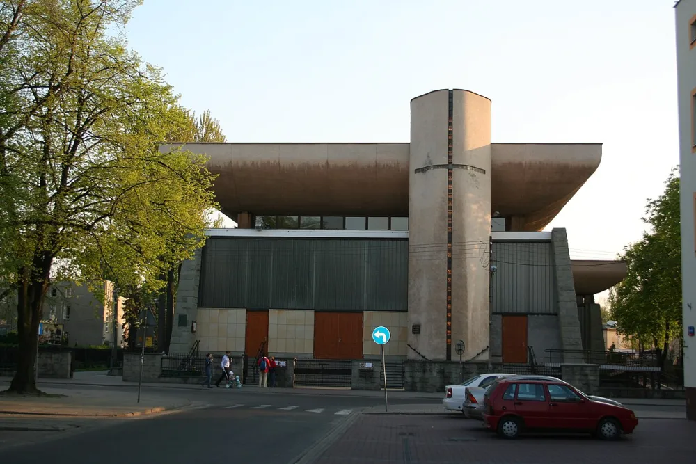 Św. Józefa Oblubieńca NMP w Ursusie, Warszawa, Warszawa — exterior