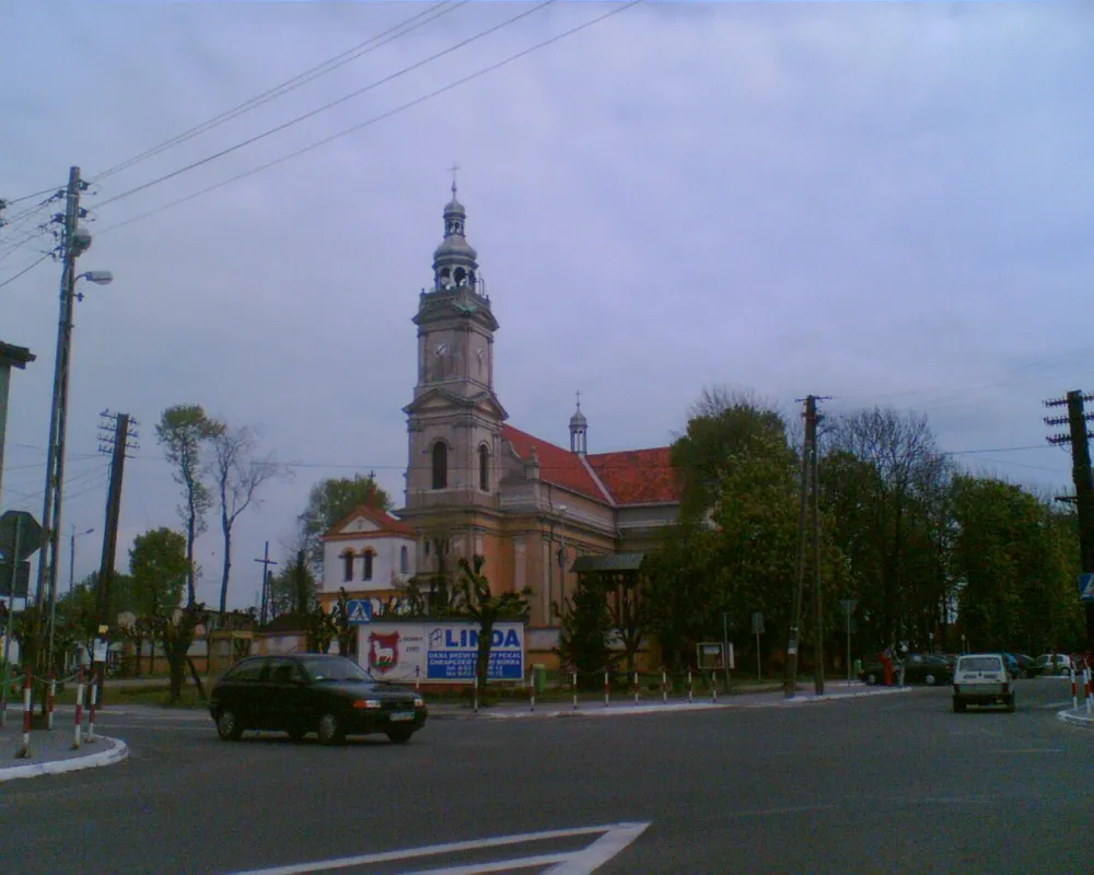 Narodzenia Najświętszej Maryi Panny, Dobra, Dobra — exterior