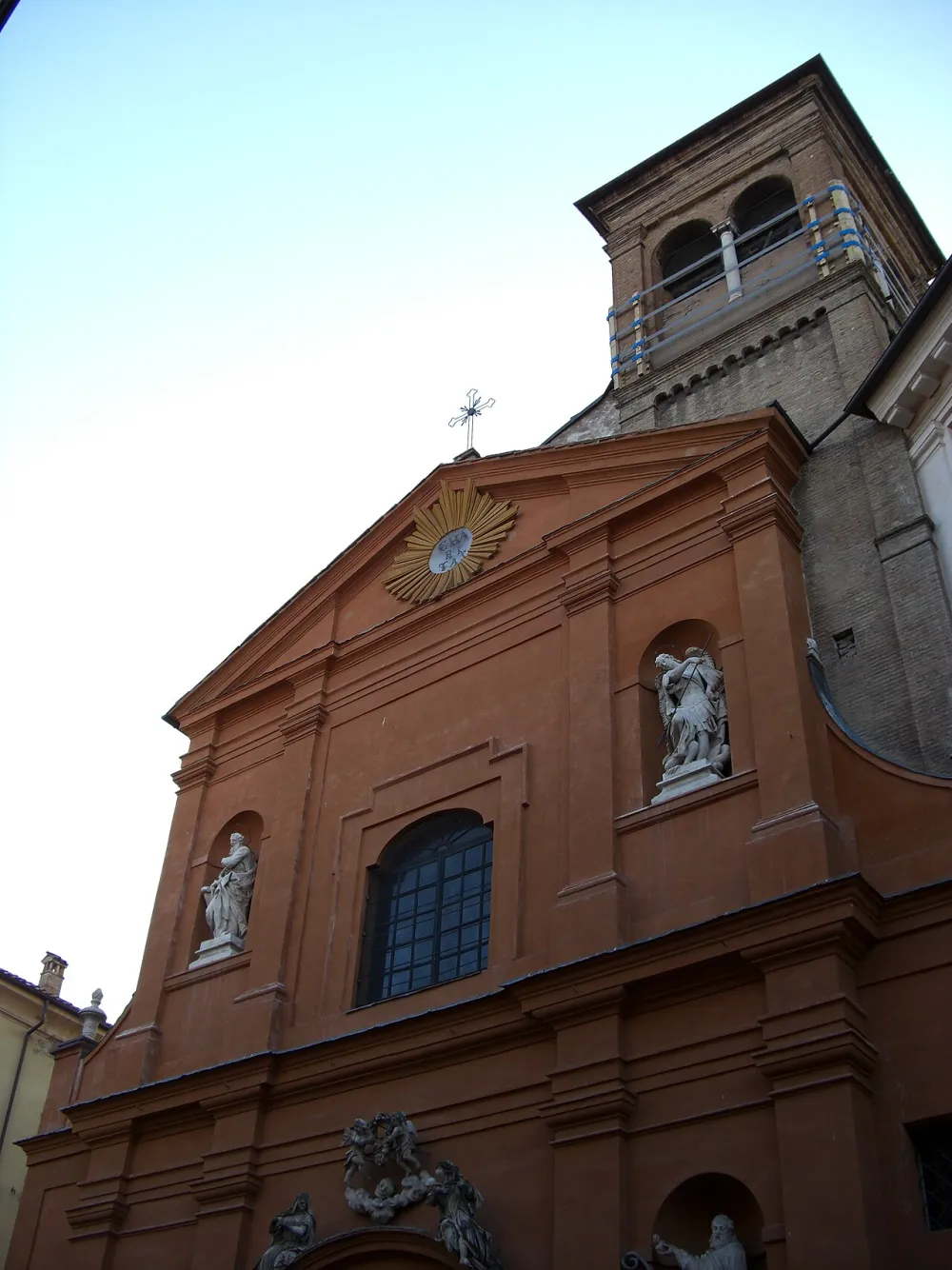 Chiesa San Barnaba, Modena — exterior