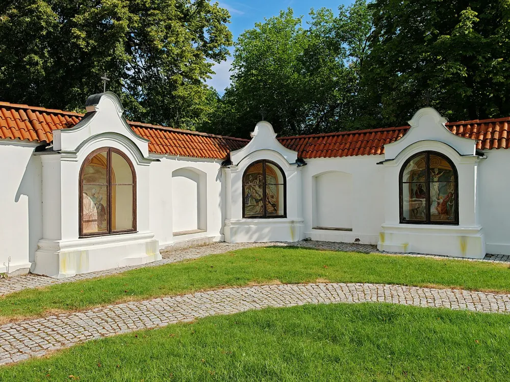 Św. Józefa, Sandomierz, Sandomierz — exterior