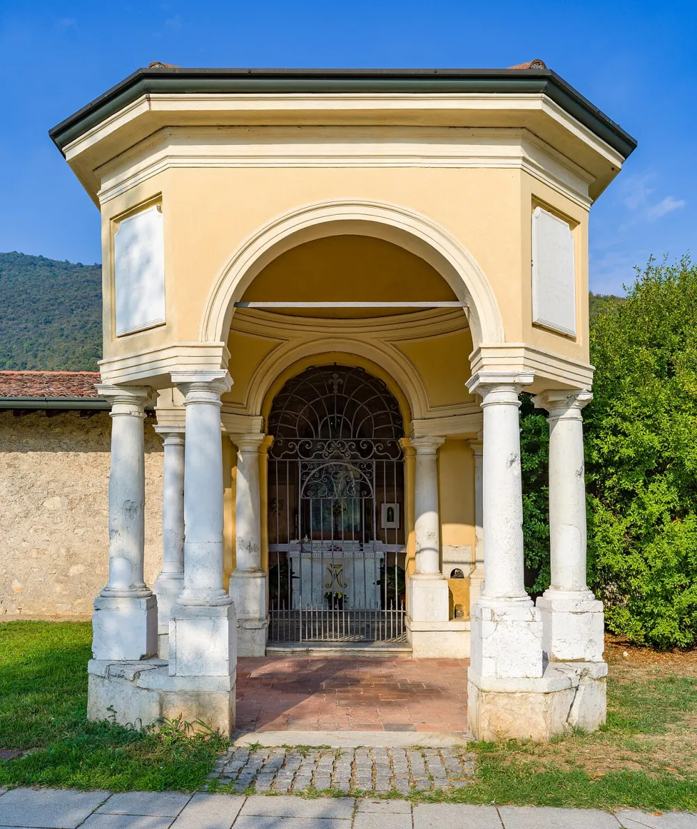 Chiesa di Sant'Eufemia della Fonte (S. Eufemia della Fonte, Brescia), Brescia — exterior