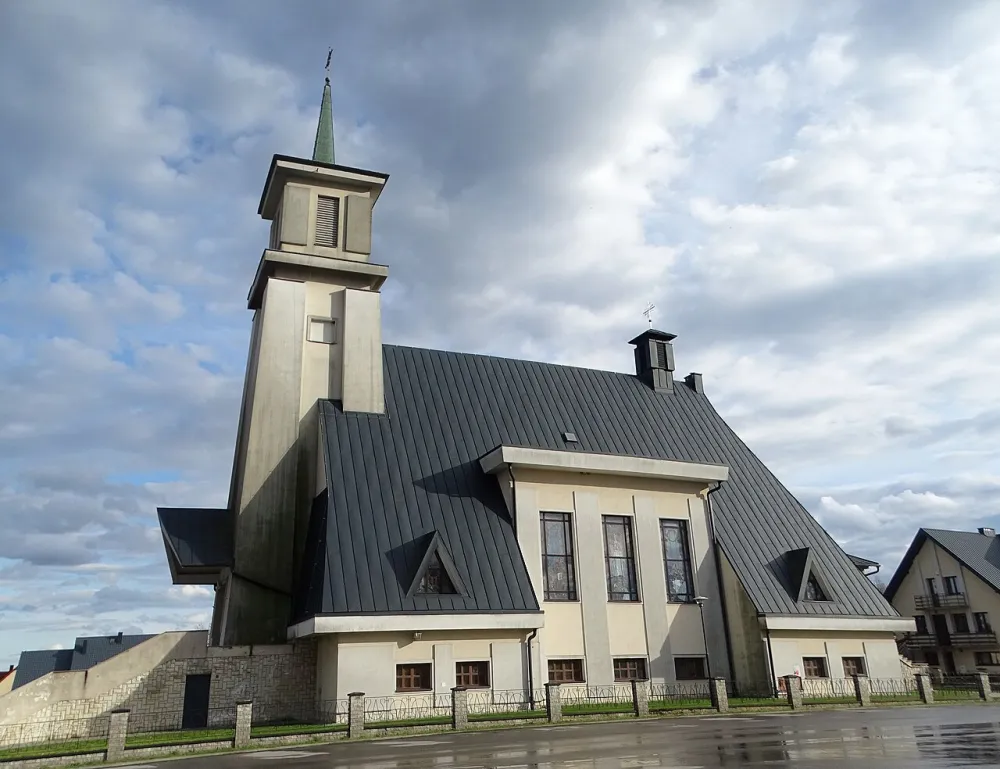 Najświętszego Serca Pana Jezusa, Borek, Borek — exterior