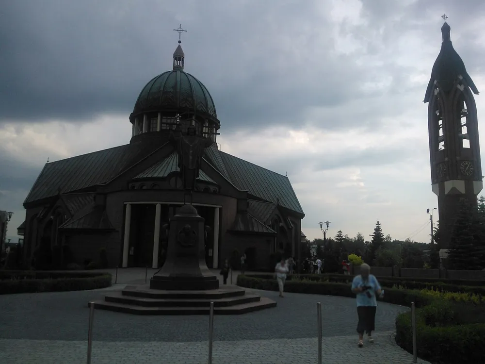 Bł. Karoliny Kózkówny, Tychy, Tychy — exterior