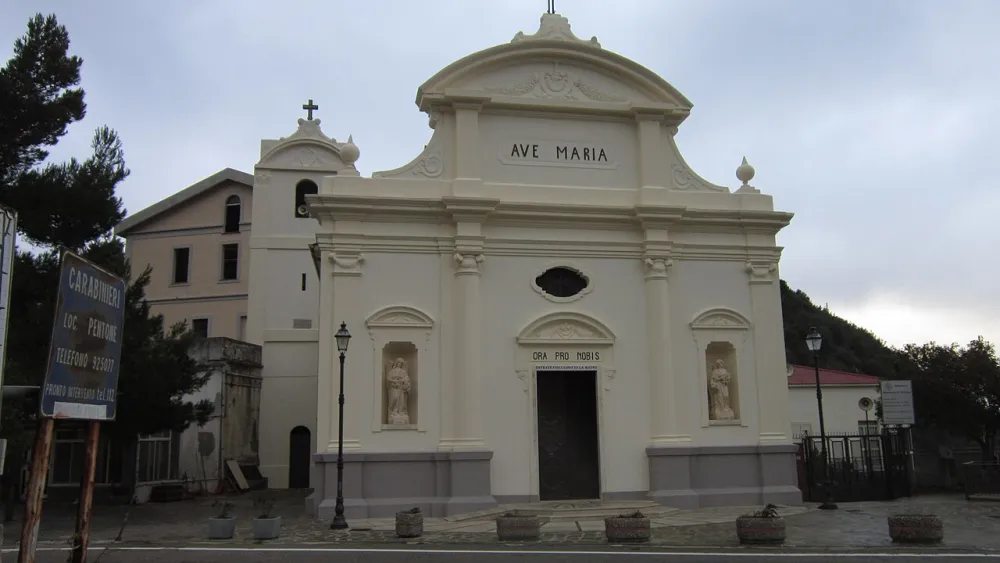 Santuario della Madonna delle Grazie o di Termine (Pentone), Pentone — exterior