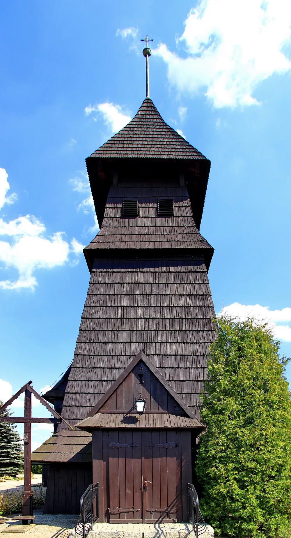 Trójcy Przenajświętszej, Palowice, Palowice — exterior