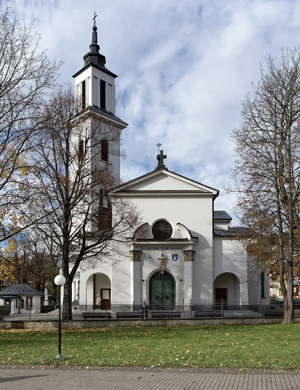 Wniebowzięcia Najświętszej Maryi Panny, Krynica-Zdrój, Krynica-Zdrój — exterior