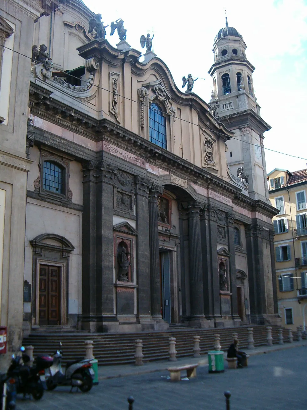 Chiesa di Sant'Alessandro (Milano), Milano — exterior