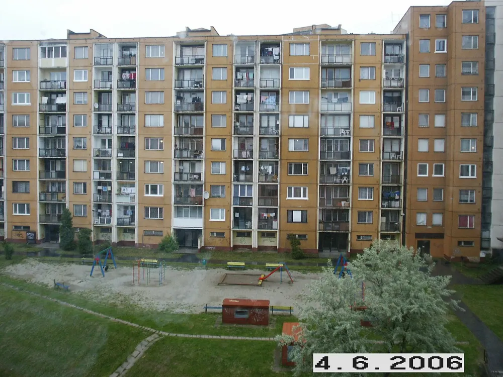 Kaplnka bl. P.P. Gojdiča a M.D. Trčku (sídlisko Ťahanovce), Košice — exterior
