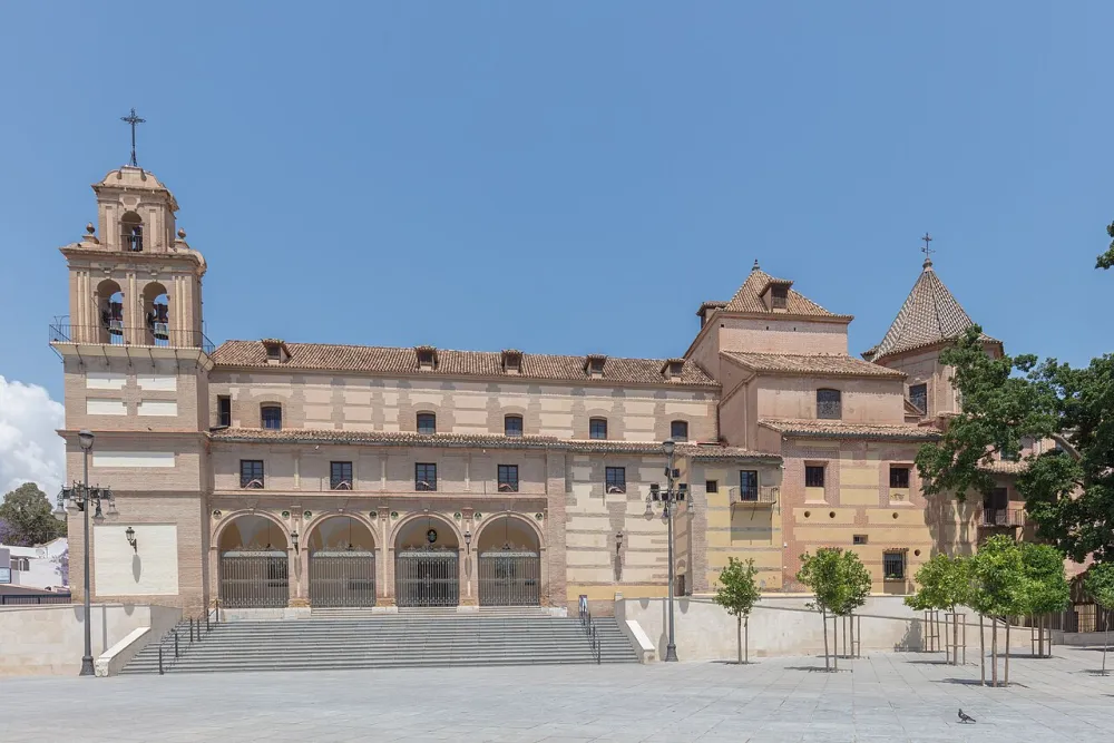 Parroquia, Basílica y Real Santuario de Santa María de la Victoria, Málaga — exterior