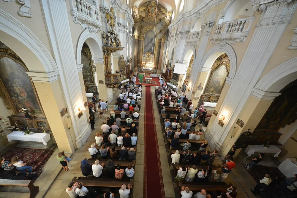 Biserica Piaristă Cluj-Napoca;Biserica Iezuiților din Cluj;Biserica Universității — exterior