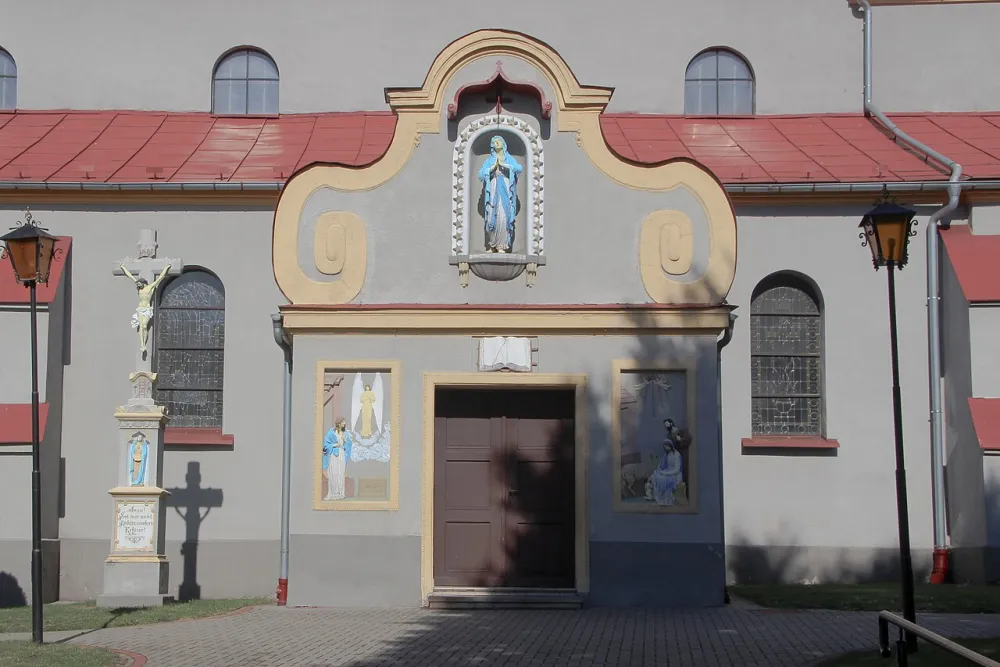 Narodzenia Najświętszej Maryi Panny, Baborów, Baborów — exterior