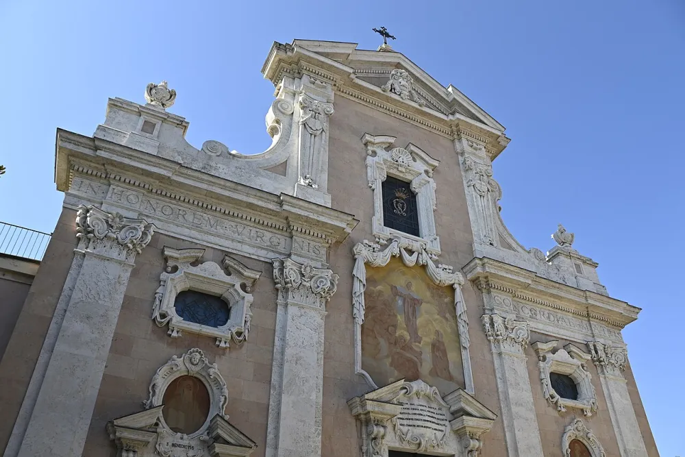 Chiesa parrocchiale di Nostra Signora della Concordia, Albisola Marina — exterior