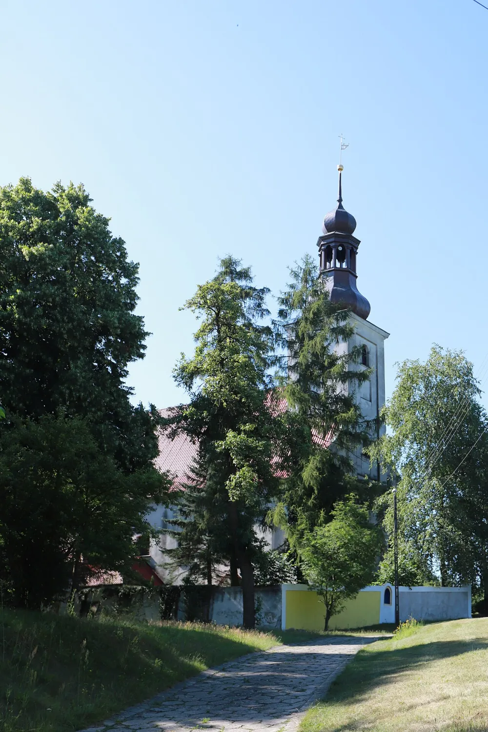 Św. Jerzego, Kobiela, Kobiela — exterior