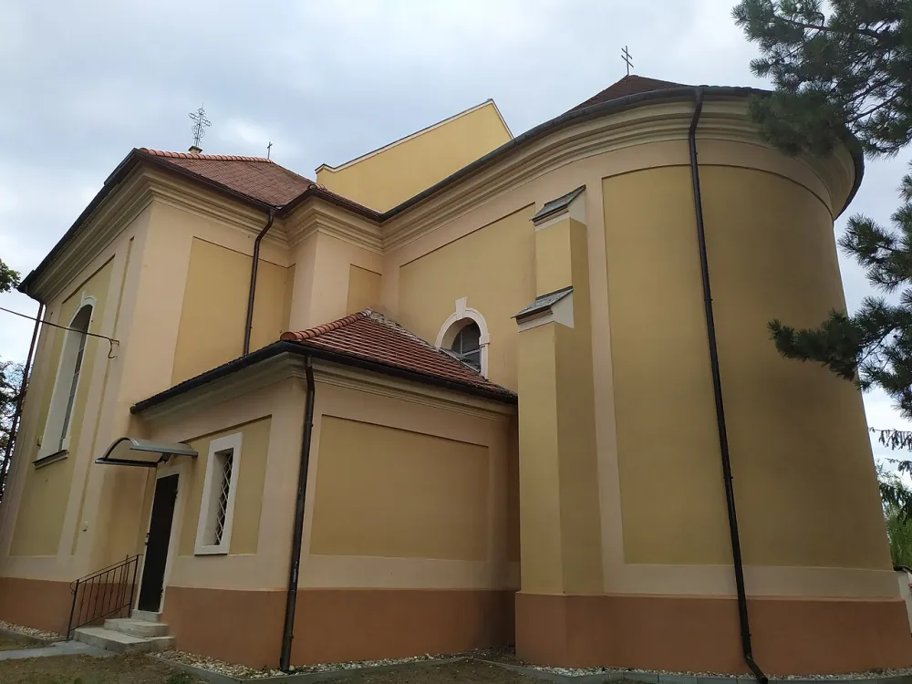 Farský kostol narodenia Panny Márie, Matúškovo — exterior