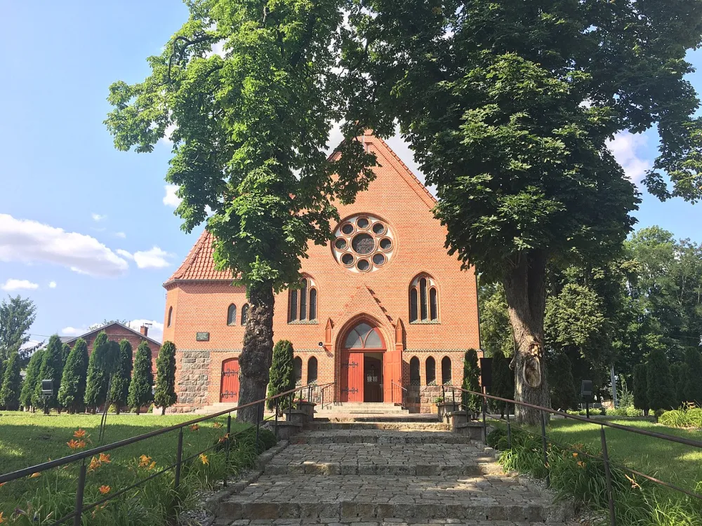 św. Andrzeja Boboli, Swarożyn, Swarożyn — exterior