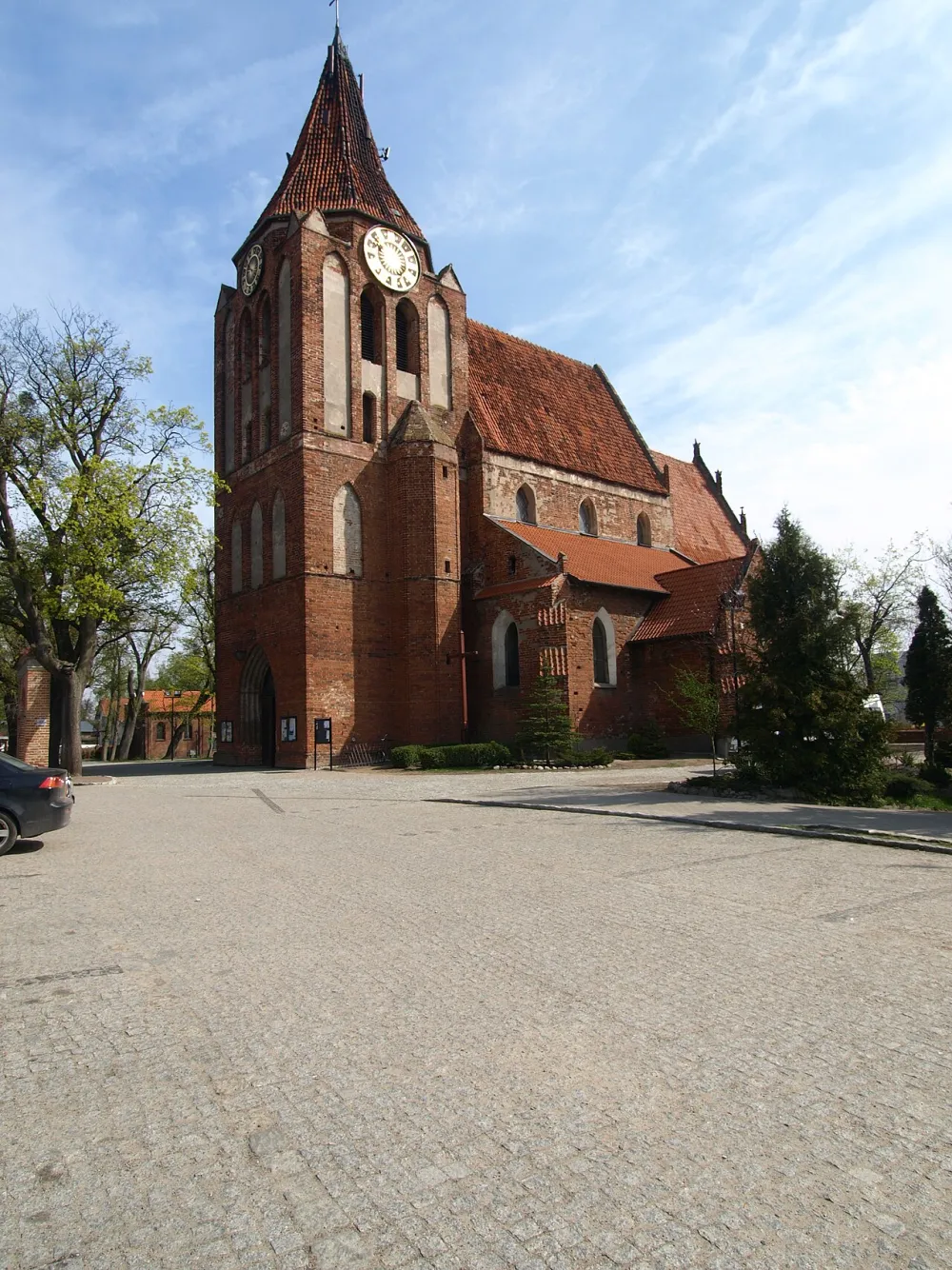 Podwyższenia Krzyża Świętego, Pruszcz Gdański, Pruszcz Gdański — exterior