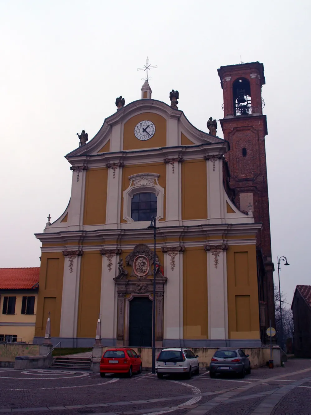 Chiesa di Sant'Alessandro Martire (Pieve Emanuele), Pieve Emanuele — exterior