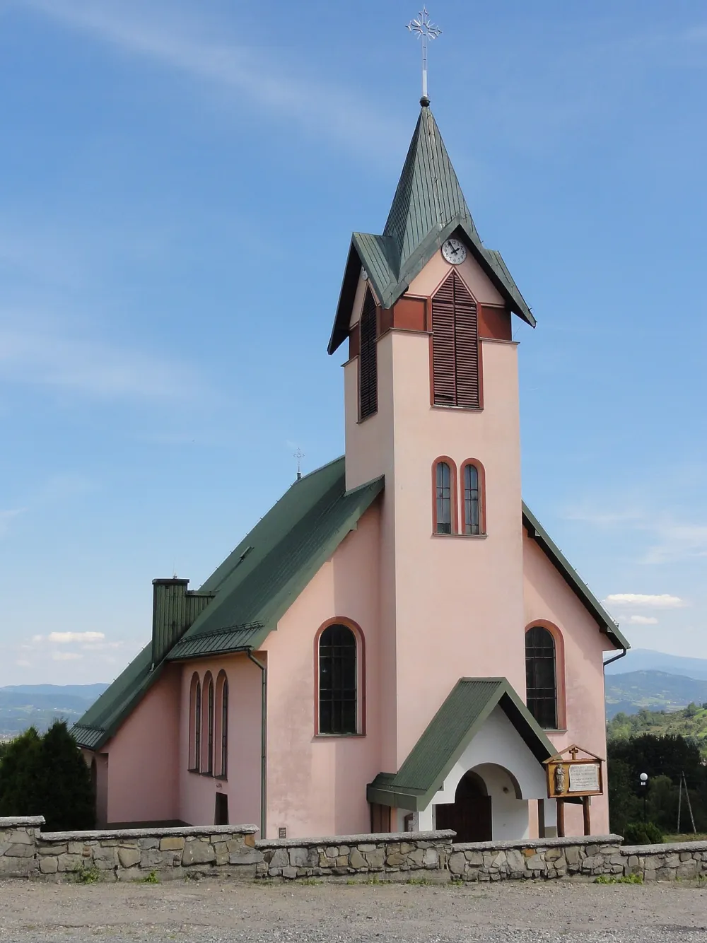 Matki Bożej Różańcowej, Ostre-Twardorzeczka, Ostre-Twardorzeczka — exterior