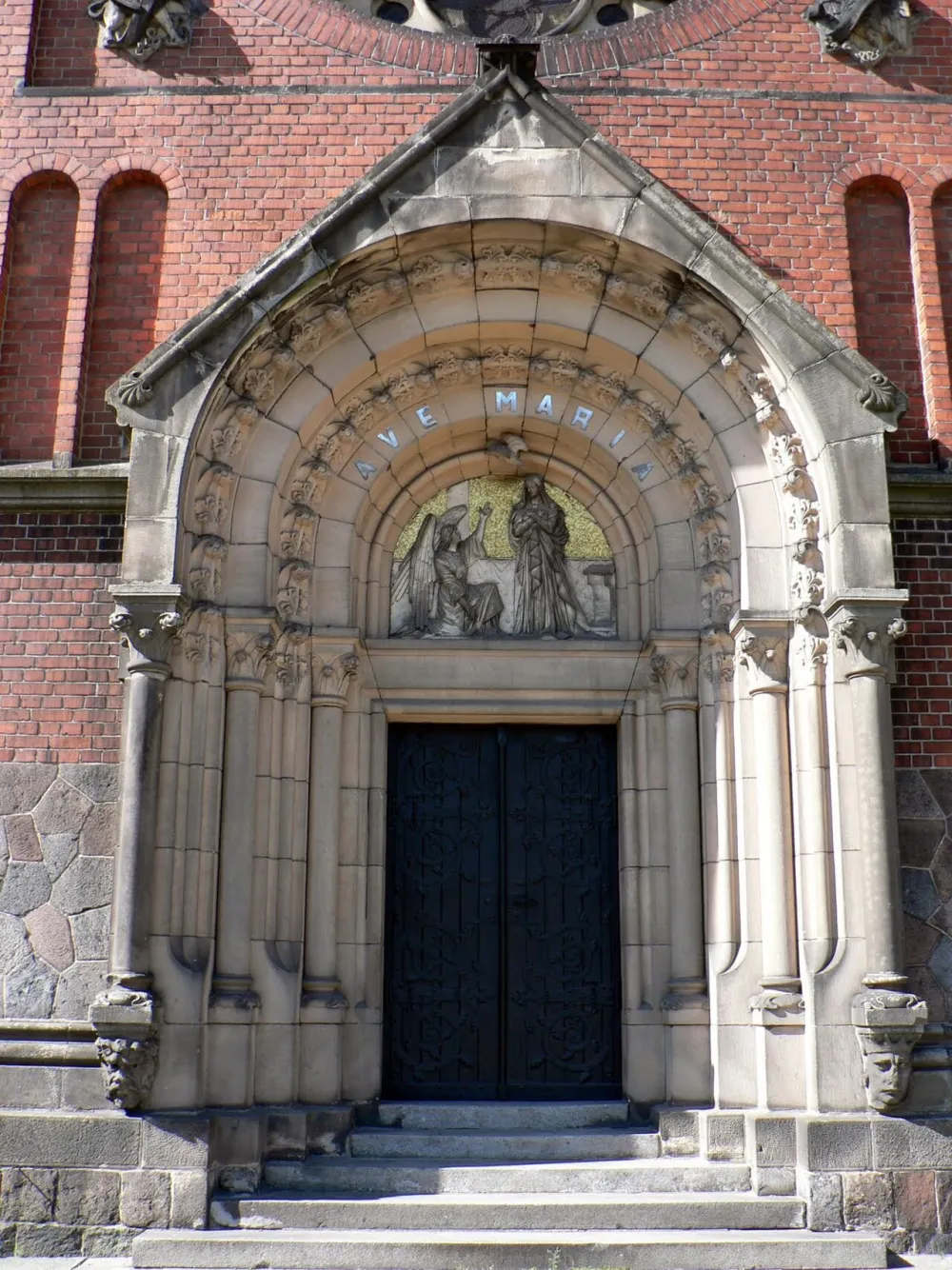 Zwiastowania Najświętszej Maryi Panny, Inowrocław, Inowrocław — exterior