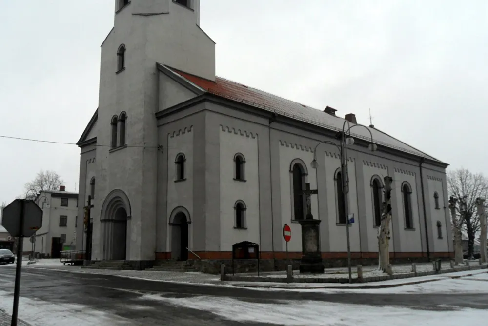 św. Marii Magdaleny, Dobrodzień, Dobrodzień — exterior