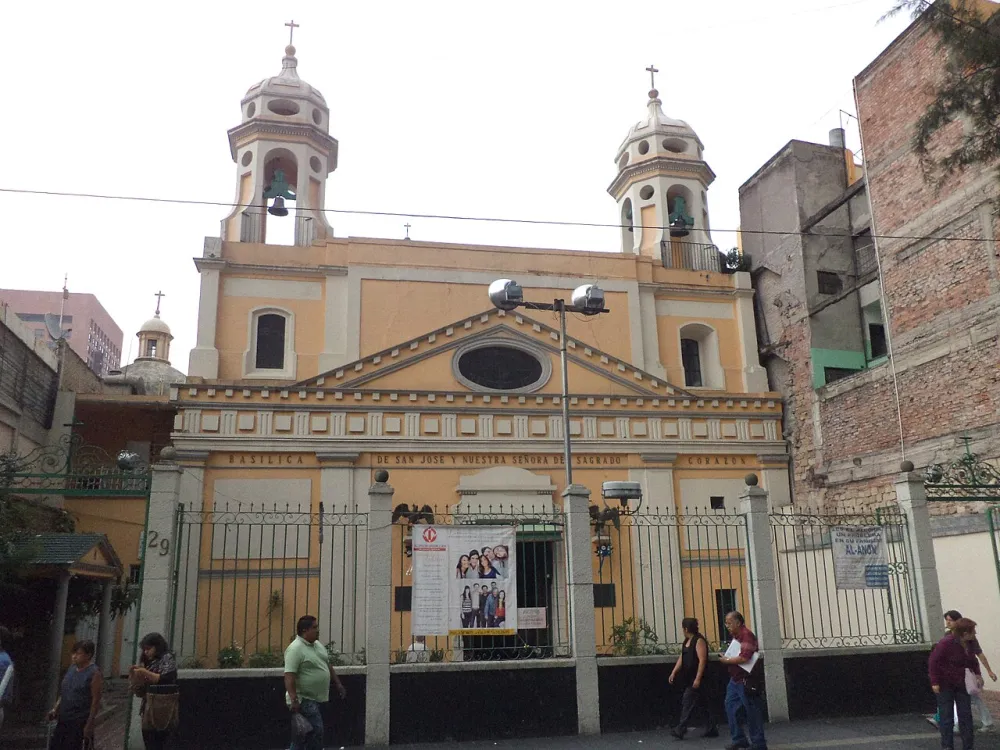 Basílica de San José y Nuestra Señora del Sagrado Corazón, Cuauhtémoc — exterior