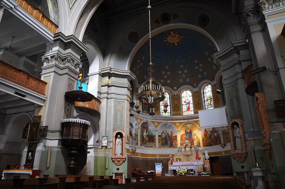 Zesłania Ducha Świętego, Łódź, Łódź — exterior