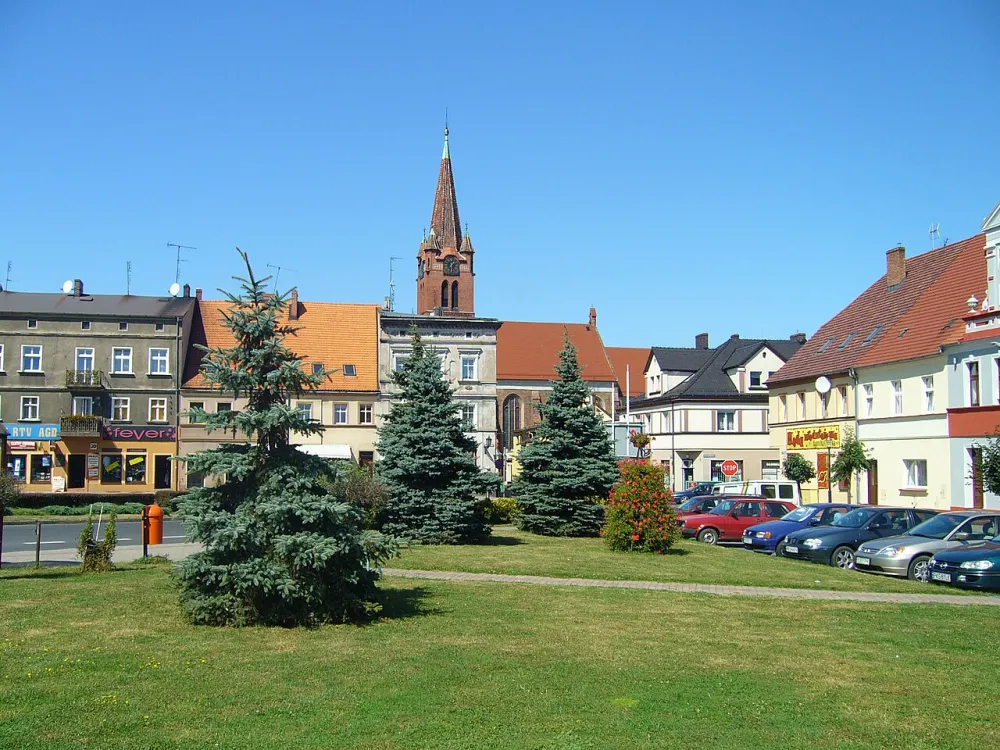 Najświętszej Maryi Panny Wniebowziętej, Śmigiel, Śmigiel — exterior