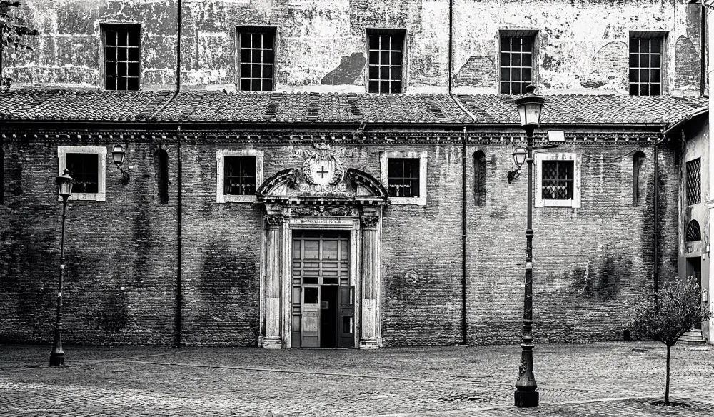 Chiesa di San Crisogono, Roma — exterior