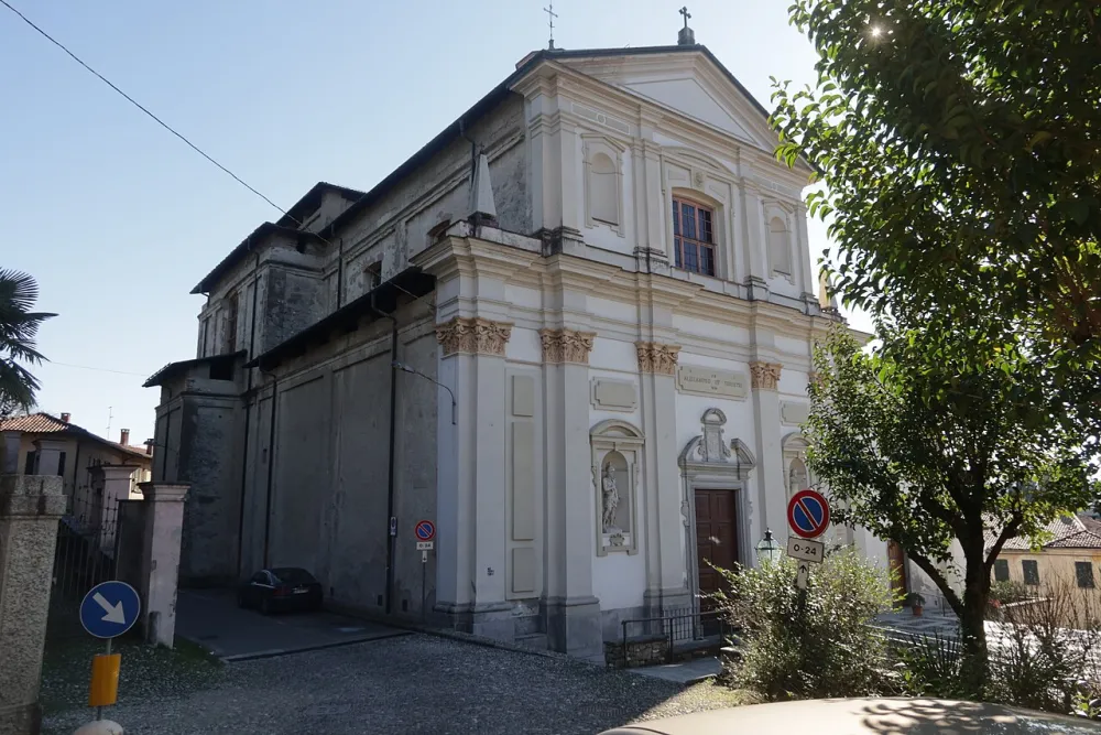Chiesa dei Santi Martiri Alessandro e Tiburzio (Besozzo), Besozzo — exterior