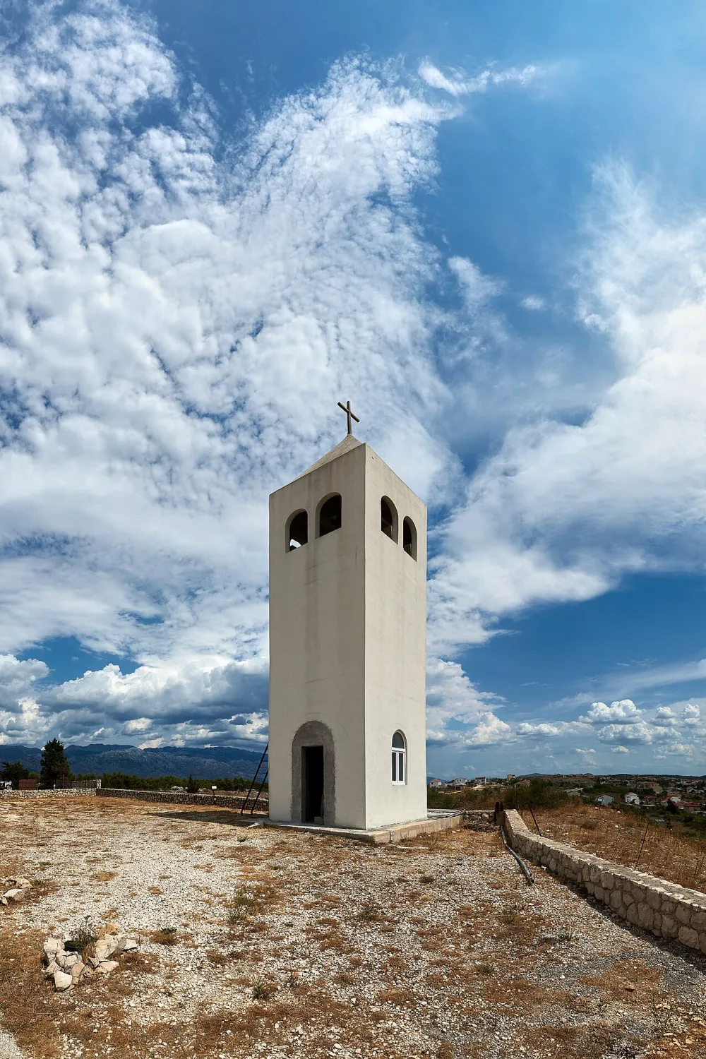 Sv. Šime, Rtina — exterior