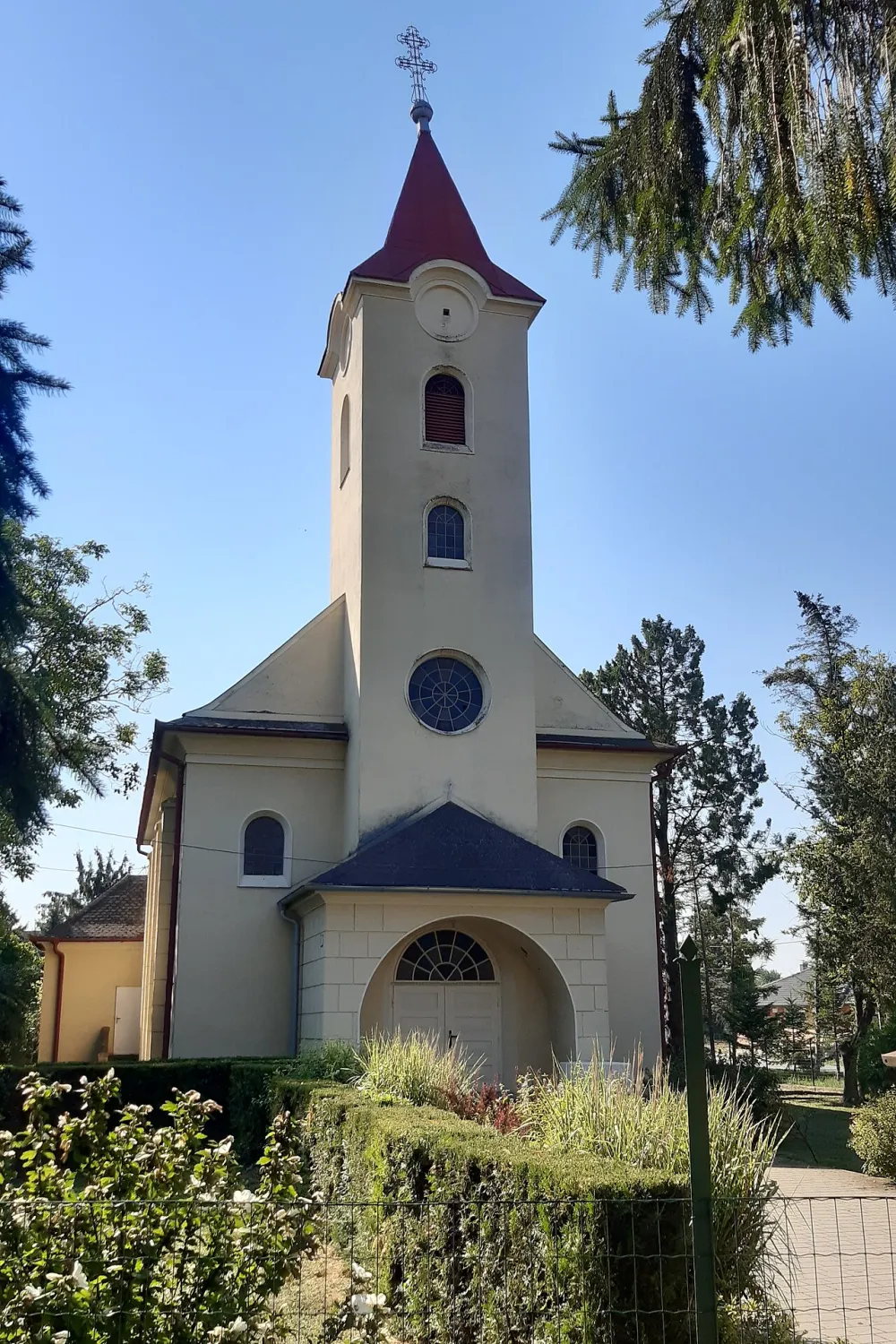 Kostol sv. Cyrila a Metoda, Blahová — exterior