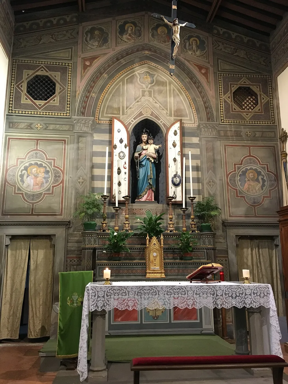 Chiesa di Santi Jacopo e Cristoforo, Castagneto Carducci — exterior
