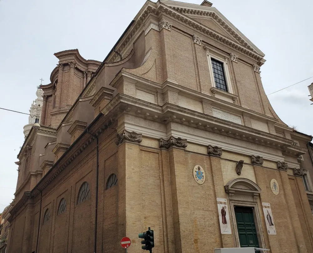 Chiesa di Sant' Andrea delle Fratte, Roma — exterior